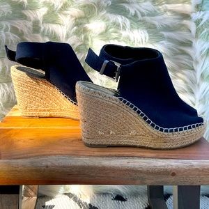 NWOT Kenneth Cole Espadrille Wedge Sz. 8.5